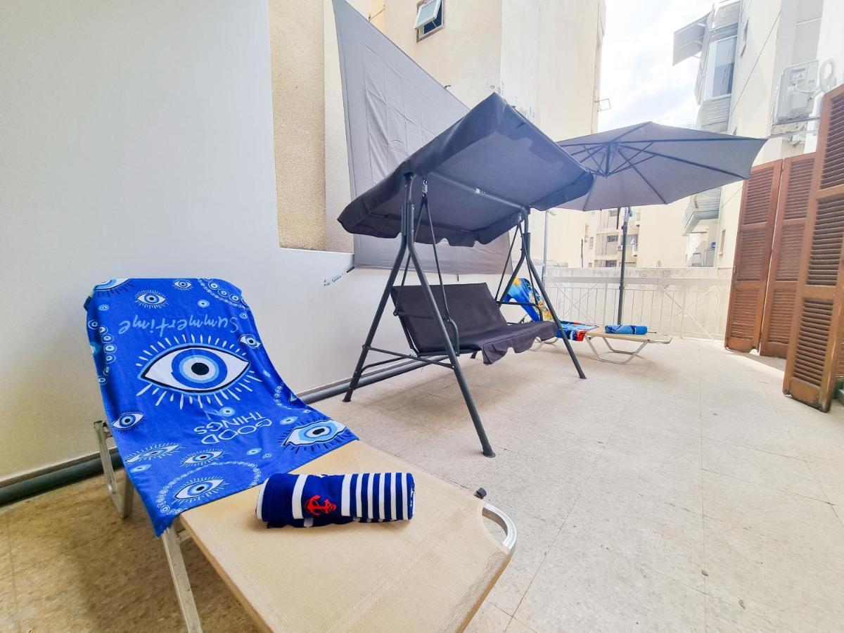 Citycenter Rooms Next To The Beach Larnaca Buitenkant foto